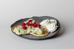 FROZEN GARDEN PANCAKE